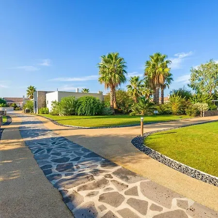 Appartamento 1 Bedroom Plus Cabin Apartment For 5